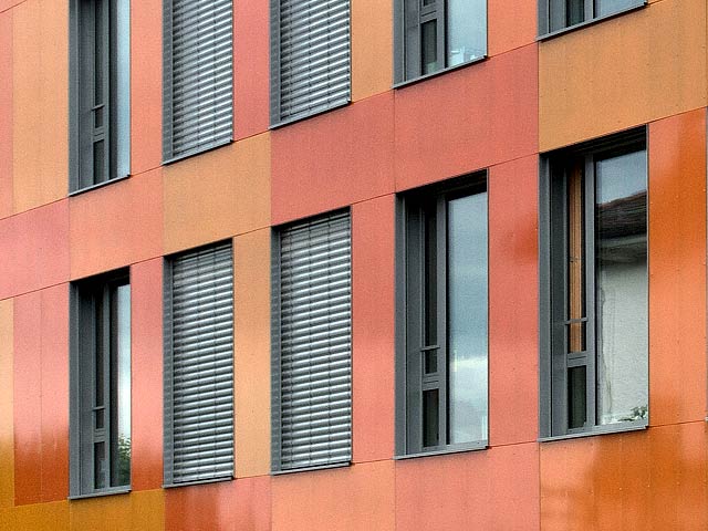 decoplan-cephe-facade-schulhaus-dorf-kuttigen-0074