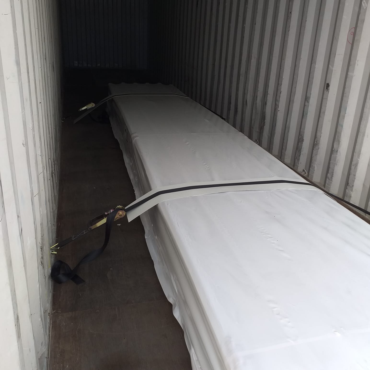 ea7828d6-77b4-4720-af0e-91888275a8e3