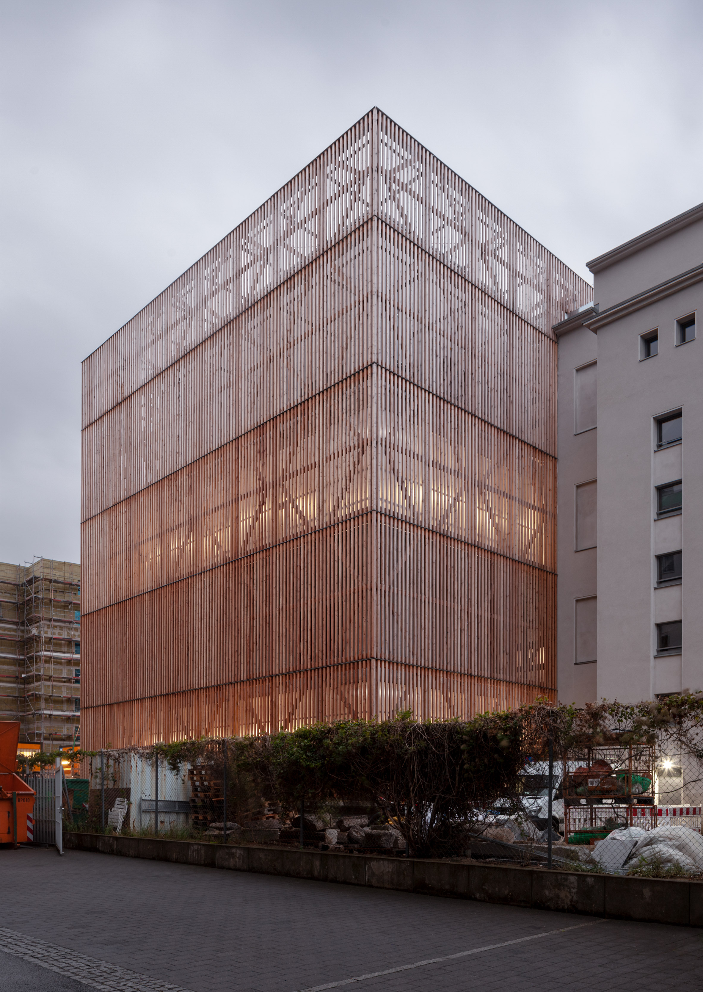 ernst-busch-university-performing-arts-ortner-ortner-baukunst-architecture-education-timber-berlin-germany_dezeen_2364_col_6